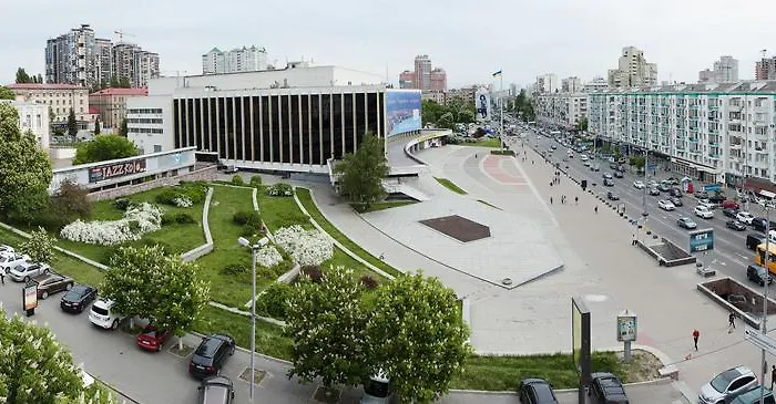 7 Sky On Yevhena Konovaltsia Hotel Kiev